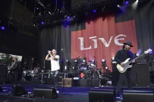 LIVE CRASHES: A Tale of Two Chads: More Drama From Nineties Band Live (Rolling Stone)